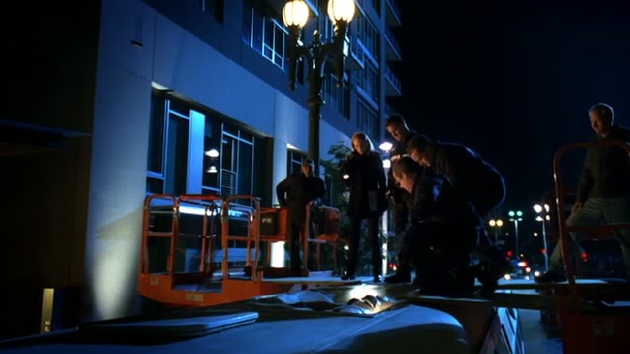 CSI A helyszínelök 9. Évad 2. Epizód online sorozat