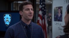 Brooklyn 99 - Nemszázas körzet 5. Évad 7. Epizód online sorozat